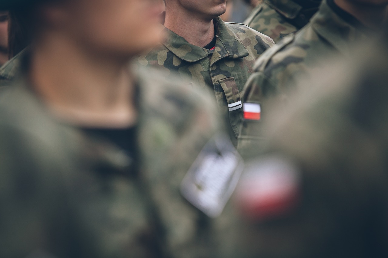 最新軍旅電視劇大全集，熱血與榮耀的視聽盛宴，不容錯(cuò)過！