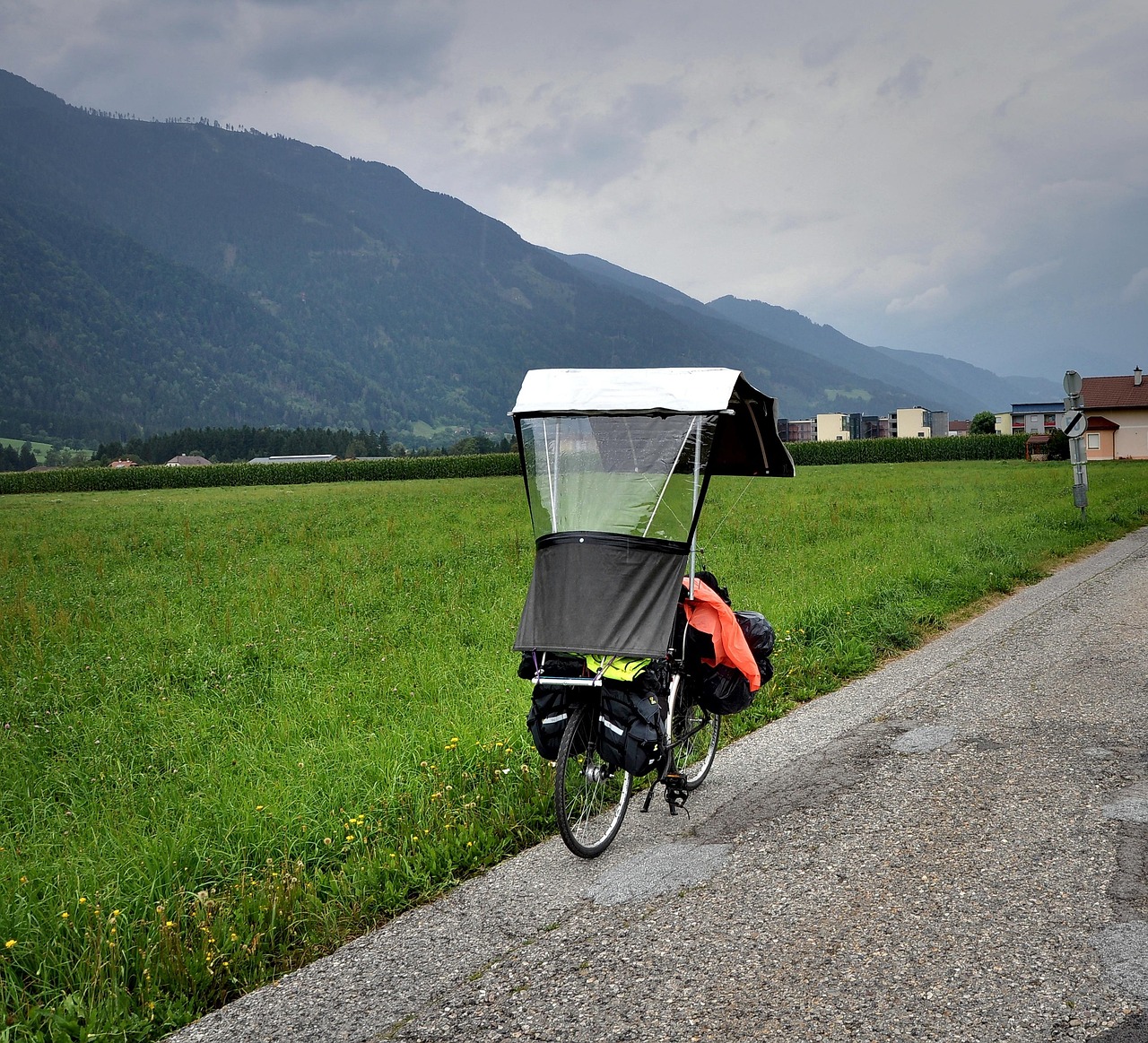 心藝電動車2016最新款，無界之旅的探索之旅
