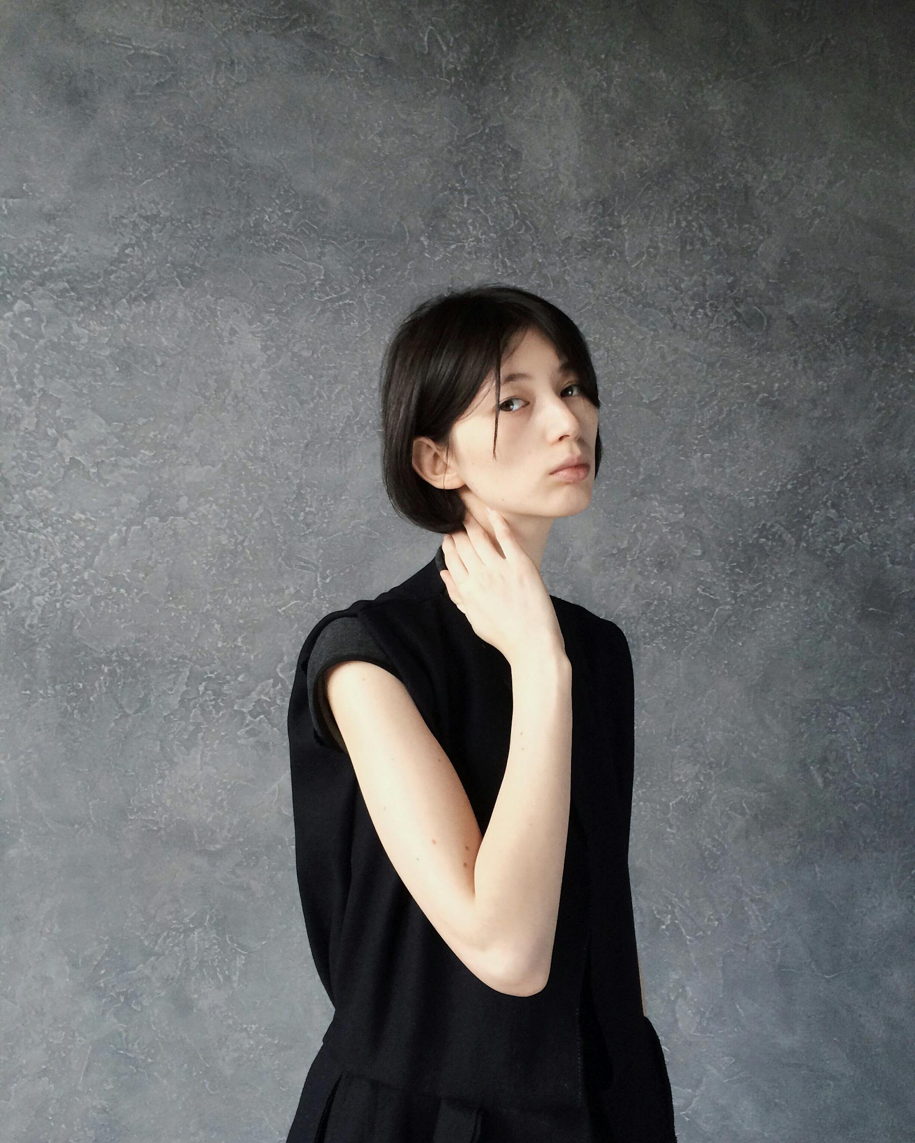 歐美風(fēng)女頭像最新時(shí)尚潮流版本，詮釋時(shí)尚魅力的精選頭像